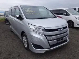 Toyota Noah 1.8 FWD Hybrid (7 Seater) 2021 Silver
