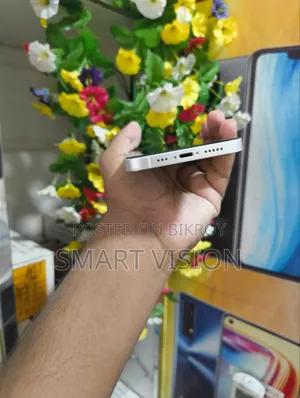 Apple iPhone 12 128 GB
