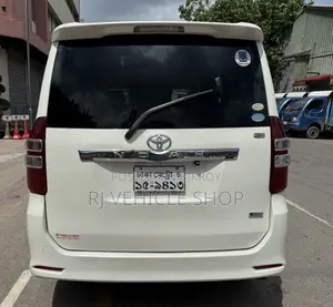 Toyota Noah 2.0 158hp FWD (7 Seater) 2011 Pearl