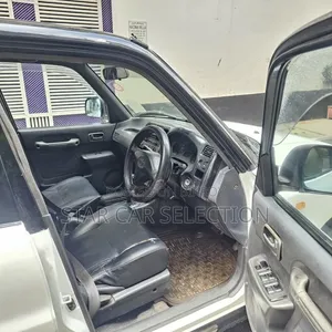 টয়োটা আরএভি৪ ১৯৯৫ হোয়াইট