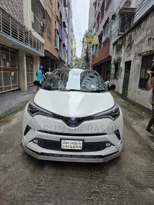 Toyota C-HR 2018 Pearl