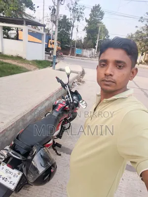 বাজাজ ডিসকভার ১২৫ ২০২৩ ব্ল্যাক