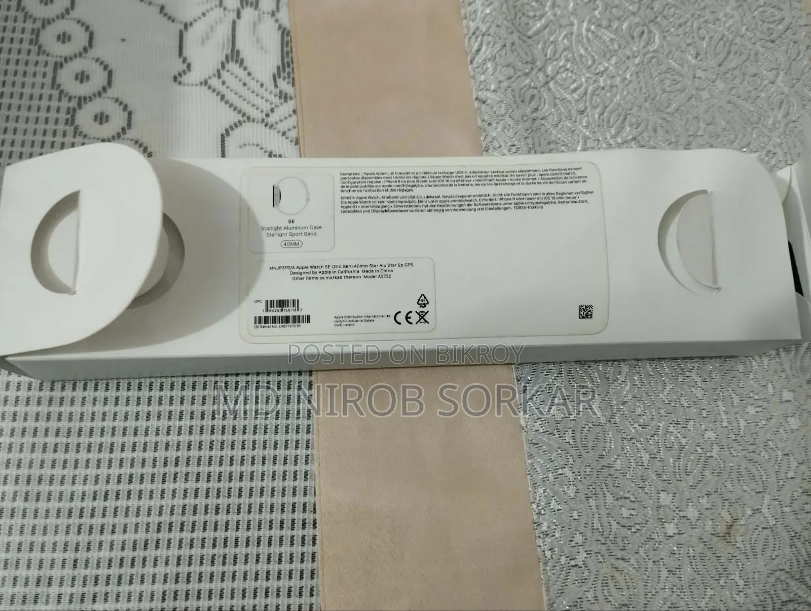 Apple Watch SE (2nd Gen), 40mm GPS, Starlight Aluminum