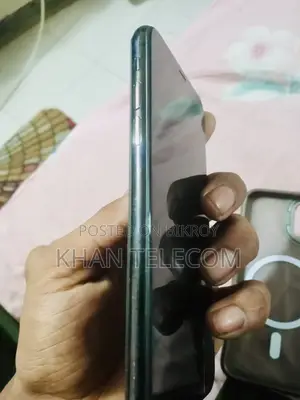 অ্যাপল আইফোন এক্সএস ৬৪ জিবি ব্ল্যাক