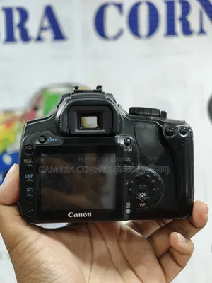 Canon 400D + 18-55mm IS