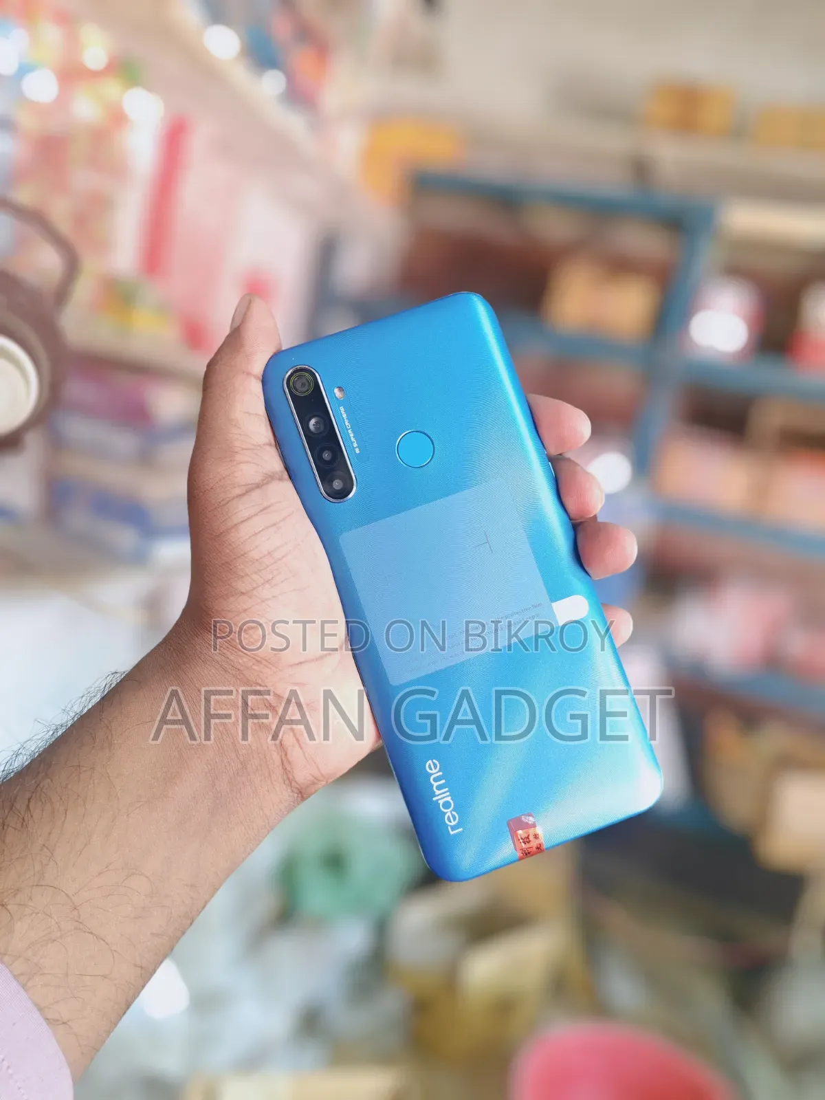 Realme 128 GB Blue