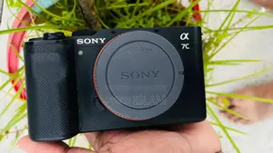 সোনি এ৭সি ক্যামেরা