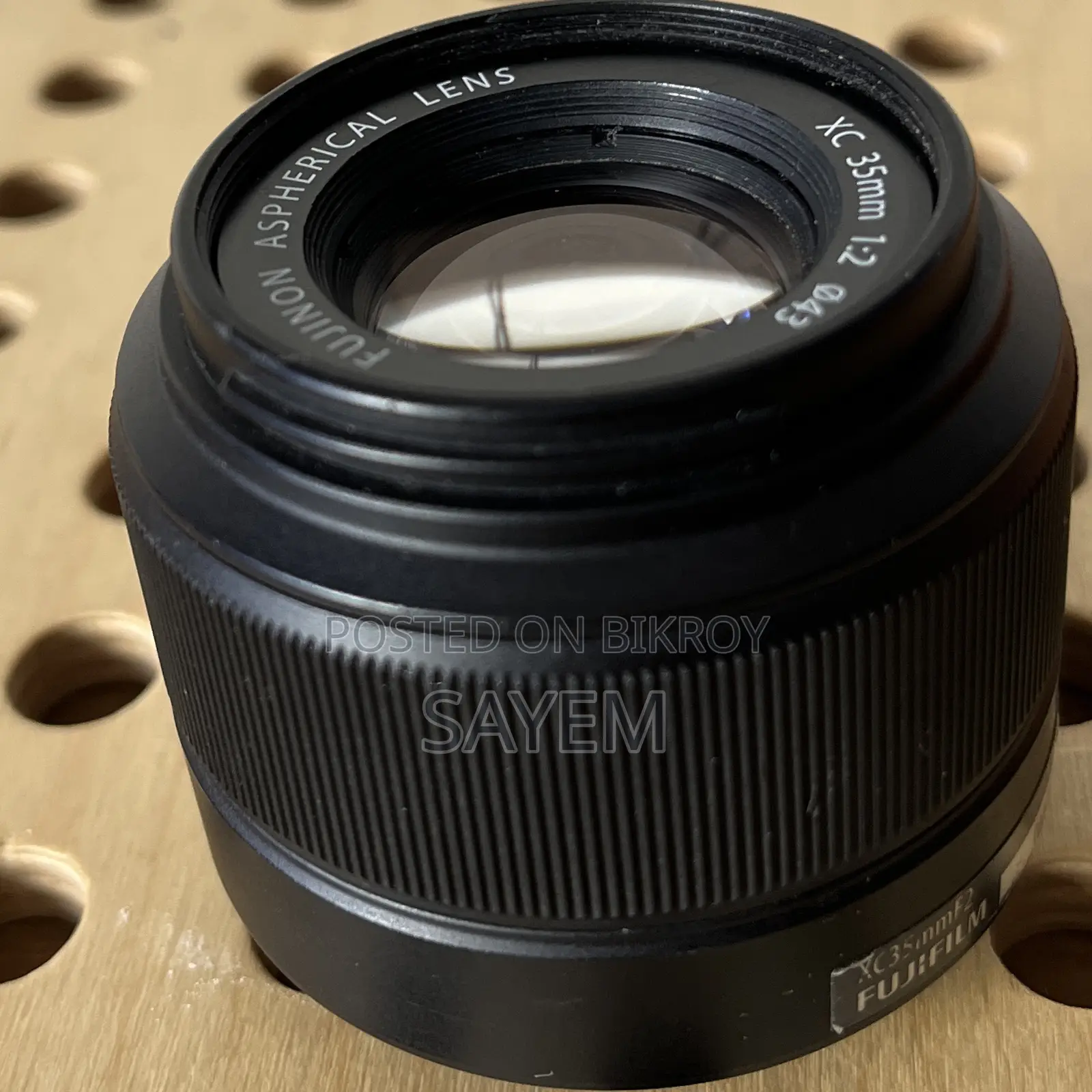 Fuji XC 35mm F/2