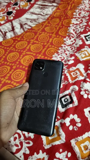 রিয়েলমি ৬৪ জিবি ব্ল্যাক