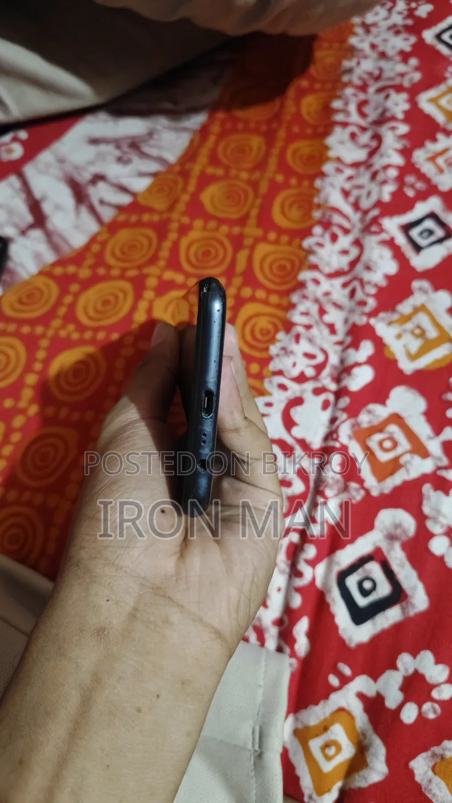 রিয়েলমি ৬৪ জিবি ব্ল্যাক