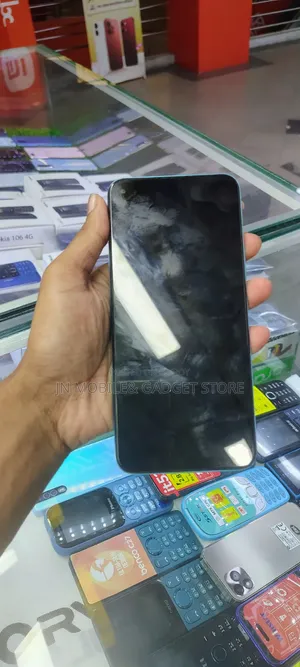 রিয়েলমি সি১৭ ১২৮ জিবি ব্লু