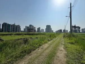 ৪২ কাটা প্লট বিক্রি ৩ সাইড রোড, এন-এক্সটেনশন