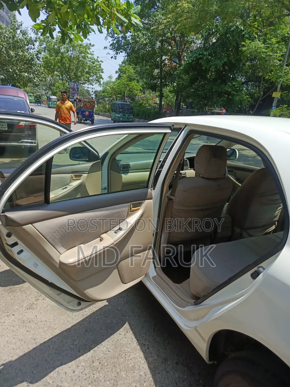 টয়োটা করোল্লা ২০০৪ হোয়াইট