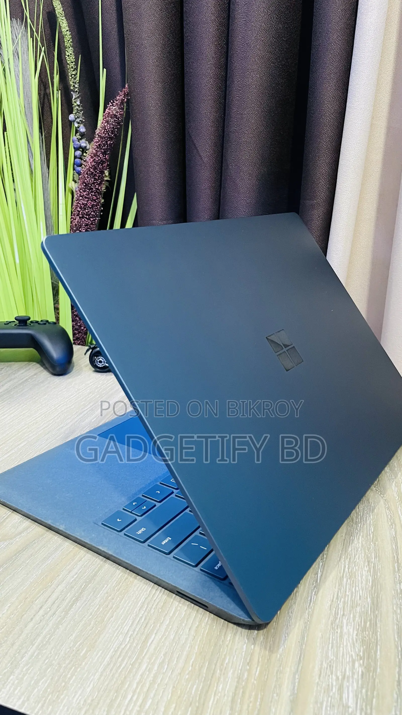 Microsoft Surface Laptop 2 8GB Intel Core i5 256GB SSD