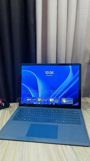 Microsoft Surface Laptop 2 8GB Intel Core i5 256GB SSD
