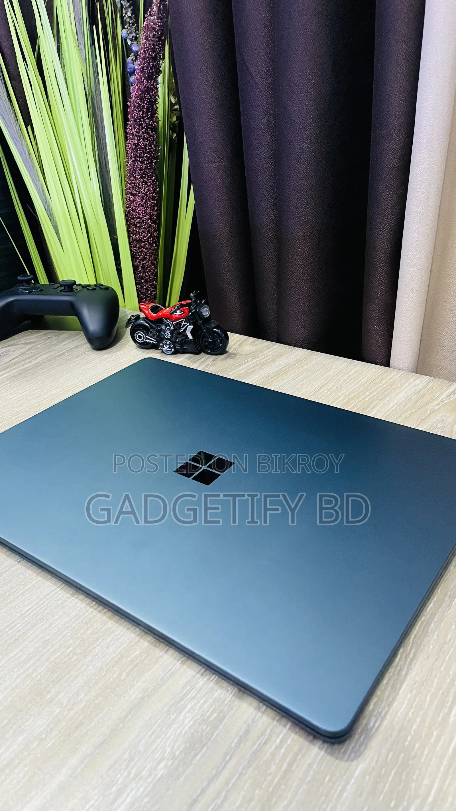 Microsoft Surface Laptop 2 8GB Intel Core i5 256GB SSD