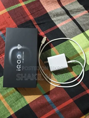 iQOO 15 256 GB White