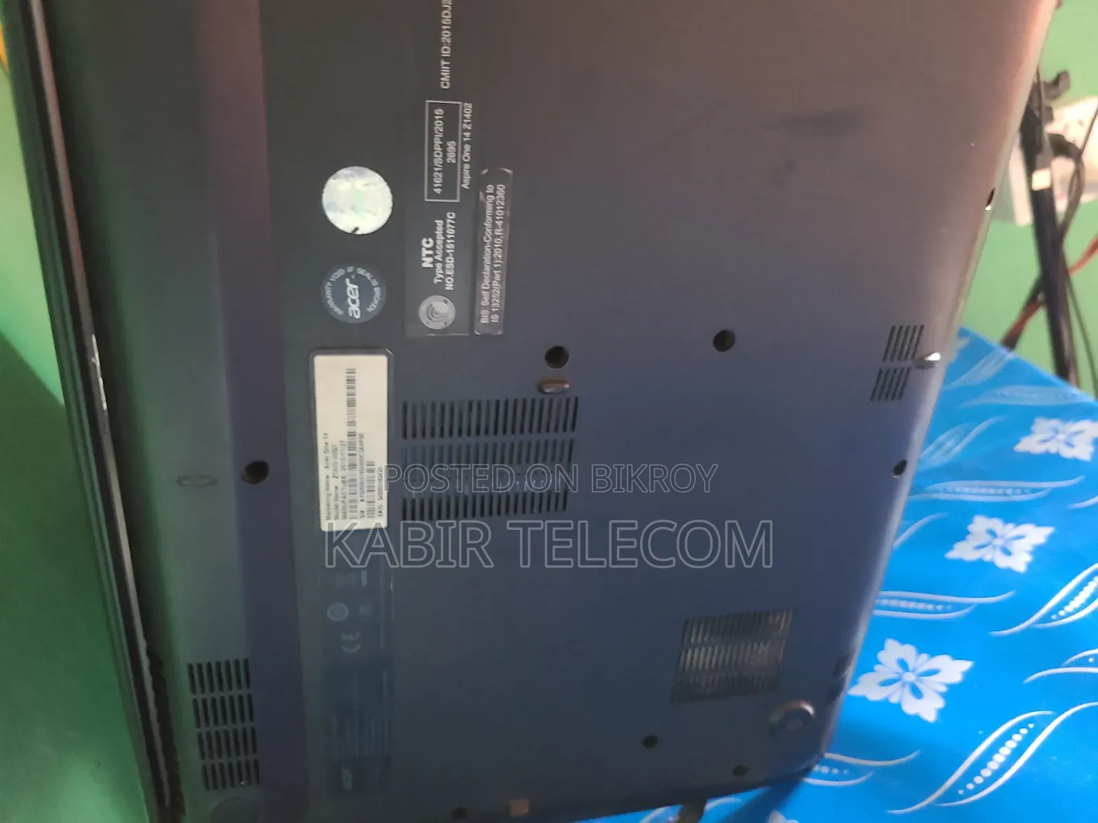 Laptop Acer AcerNote 4GB Intel Core I3 SSD 128GB