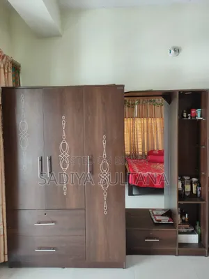 Hatim Furniture এর এই ড্রেসিং টেবিল ও আলমারি টি বিক্রয় করা হবে।