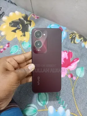 Vivo Y18 128 GB Bronze