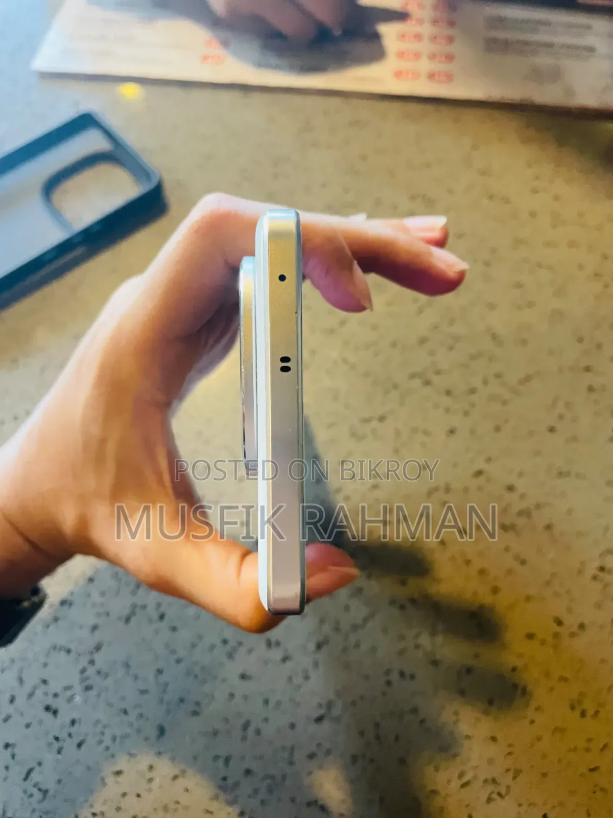 আইকিউওও জেড১০ ২৫৬ জিবি সাদা