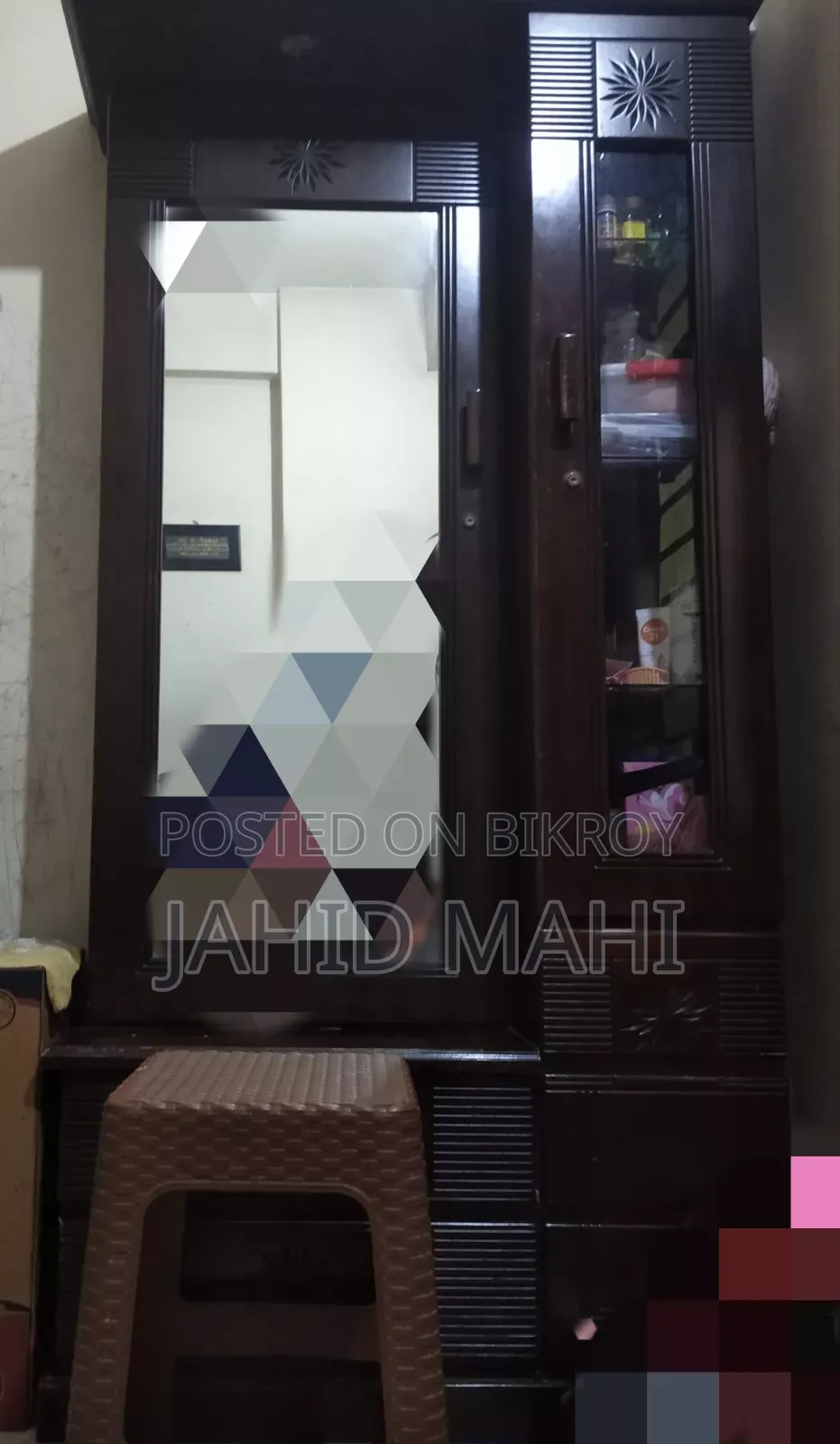Used Malaysian Board Dressing Table. Big Mirror +1glass Door