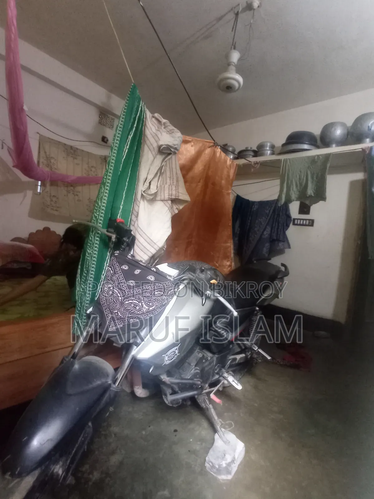 টিভিএস আপাচি আরটিআর ১৬০ টুভি ২০১৭ সিলভার