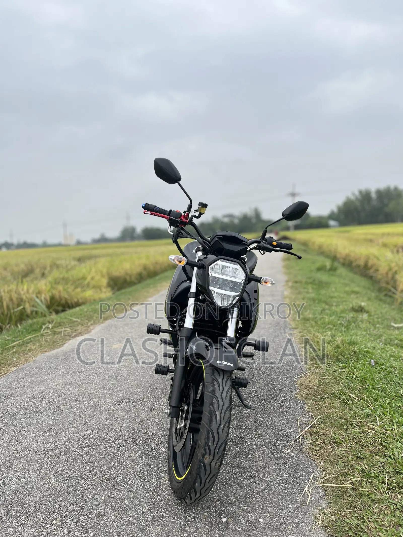 সুজুকি জিক্সার ২০২৫ ব্ল্যাক