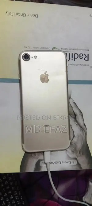 Apple iPhone 7 128 GB Gold