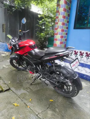Bajaj Pulsar NS 160 2018 Red