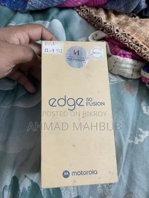 মোটর চলা এজ ৫০ ফিউশন ৫১২ জিবি সাদা