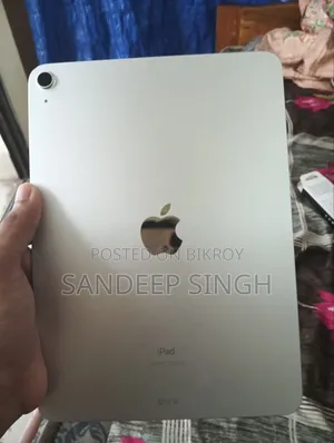 Apple iPad Air (2022) 64 GB Silver