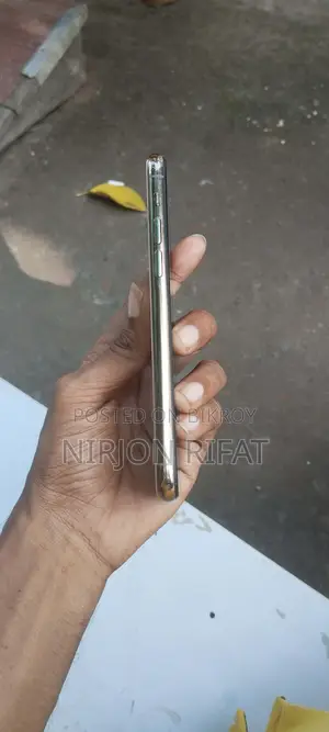 Apple iPhone 11 Pro 64 GB Gold