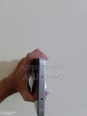 ওয়ানপ্লাস ২৫৬ জিবি সাদা