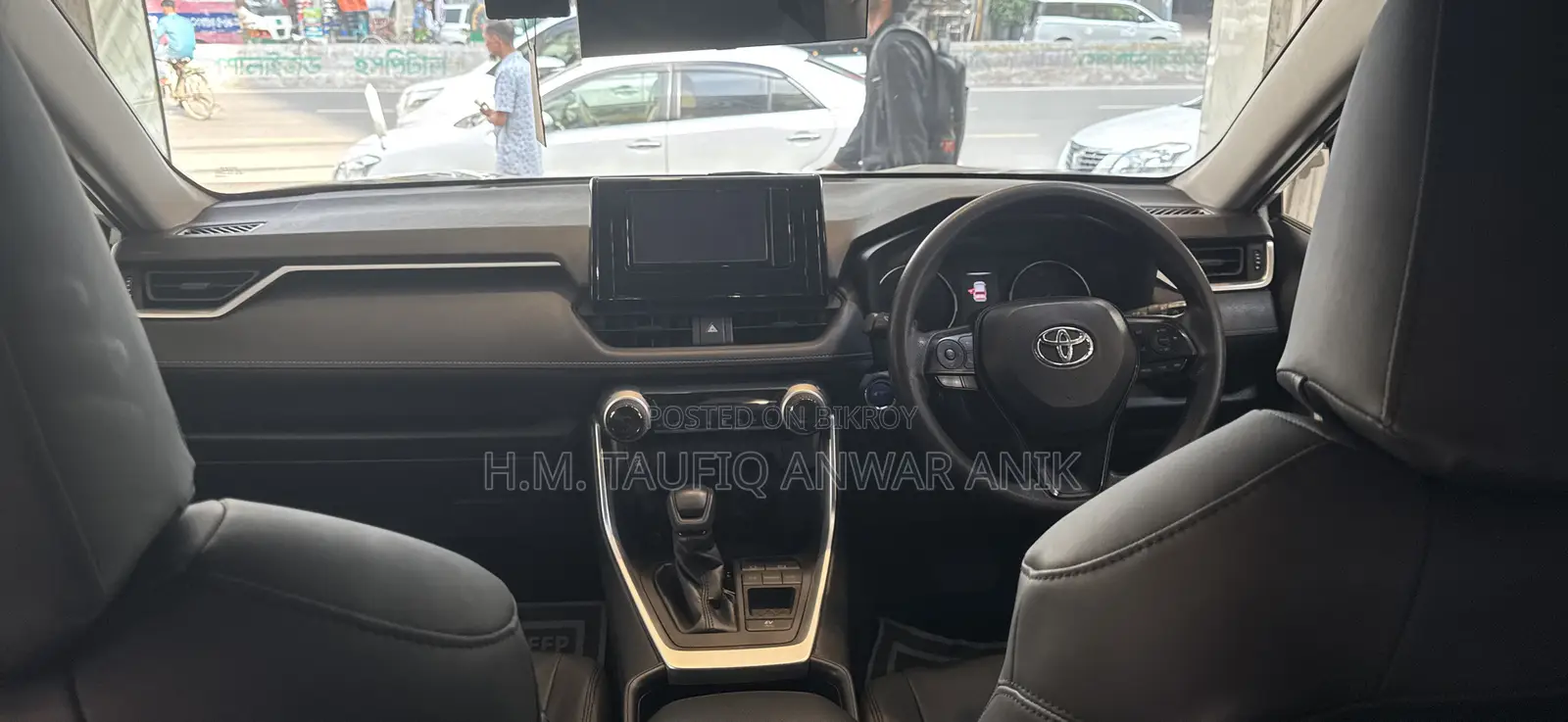 Toyota RAV4 XLE Premium AWD 2020 White