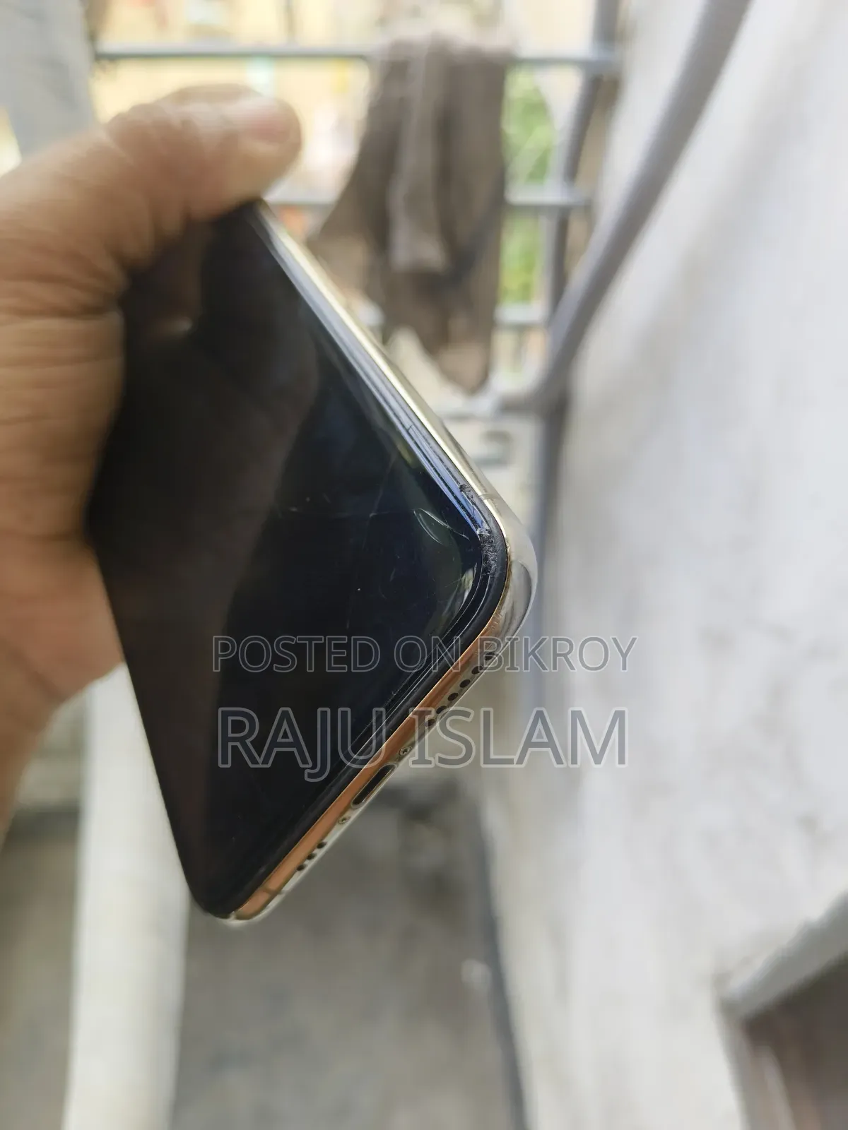 অ্যাপল আইফোন এক্সএস ২৫৬ জিবি গোল্ড