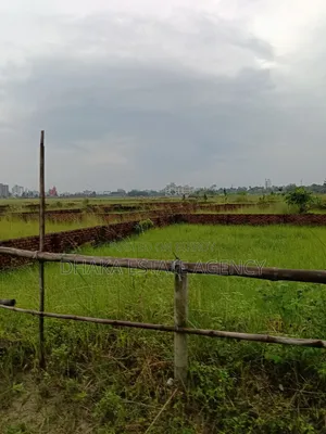ব্লক-এন, ১০+১০=২০ কাঠা উত্তর/দক্ষিণ মুখী