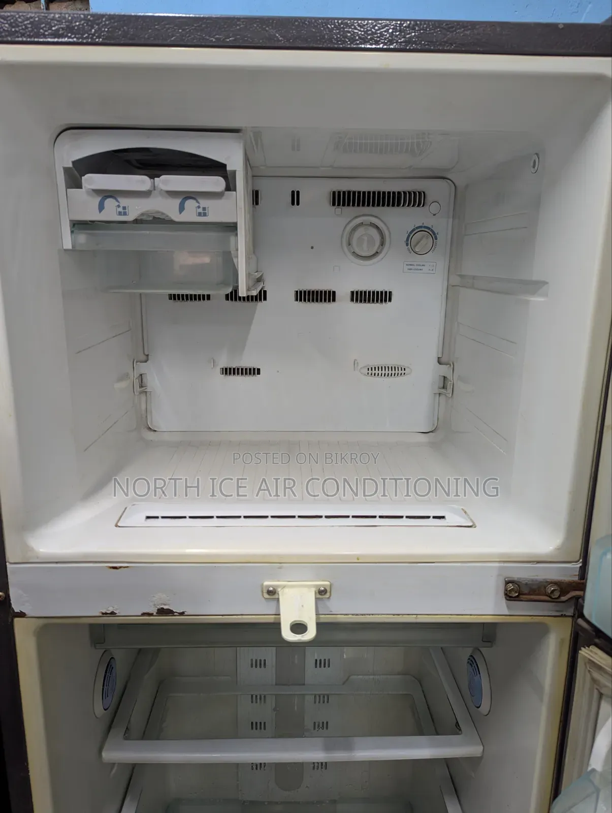 Samsung Chocolate Color No Frost Fridge 280 Ltr.