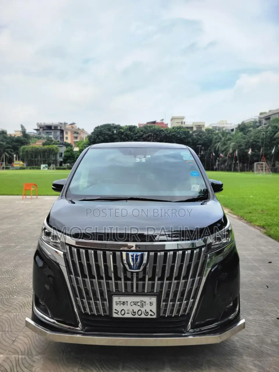 Toyota Esquire 1.8 Front-Wheel Drive Hybrid (7 seater) 2018 Black