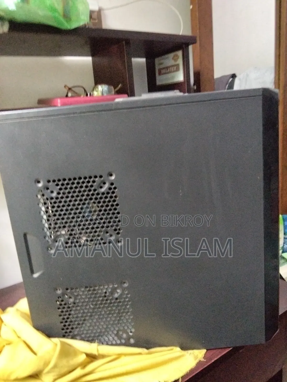 Desktop Computer Gigabyte 2GB Intel Pentium HDD 512GB