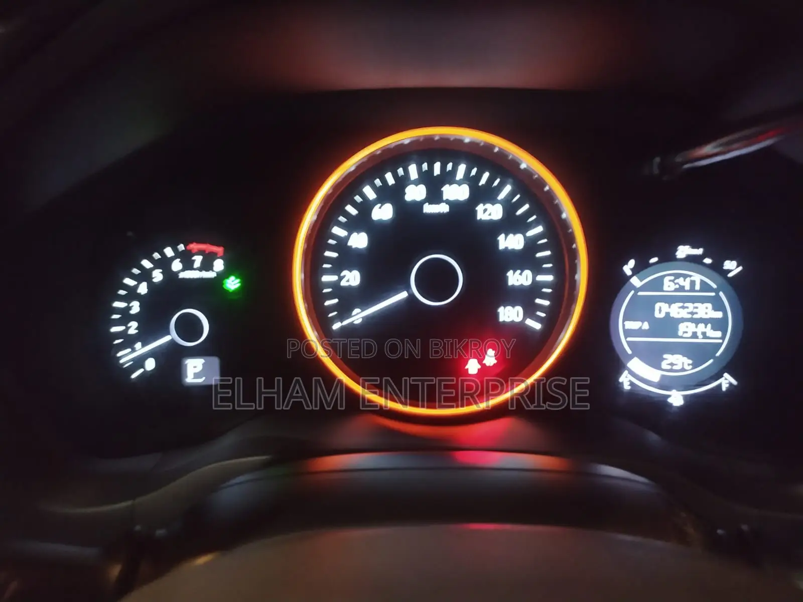 Honda Vezel 1.5 2WD 2015 Red