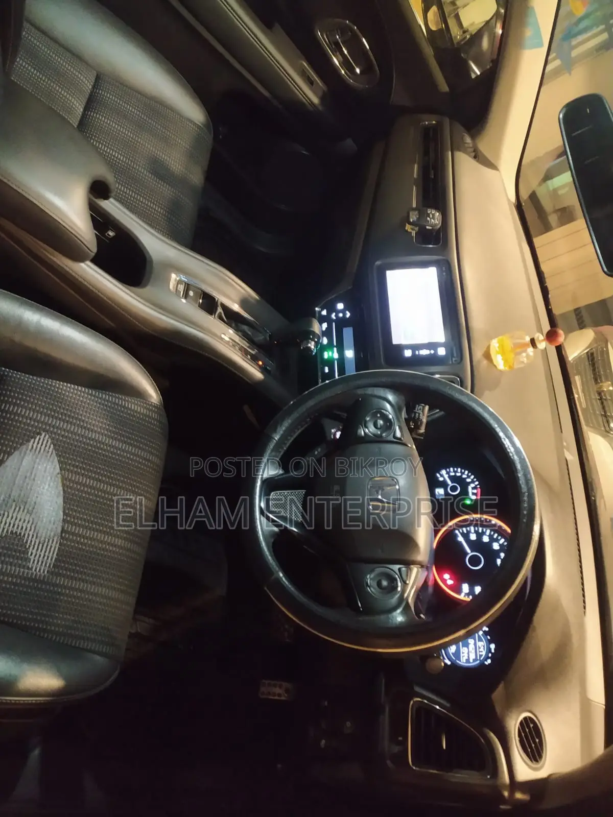 Honda Vezel 1.5 2WD 2015 Red