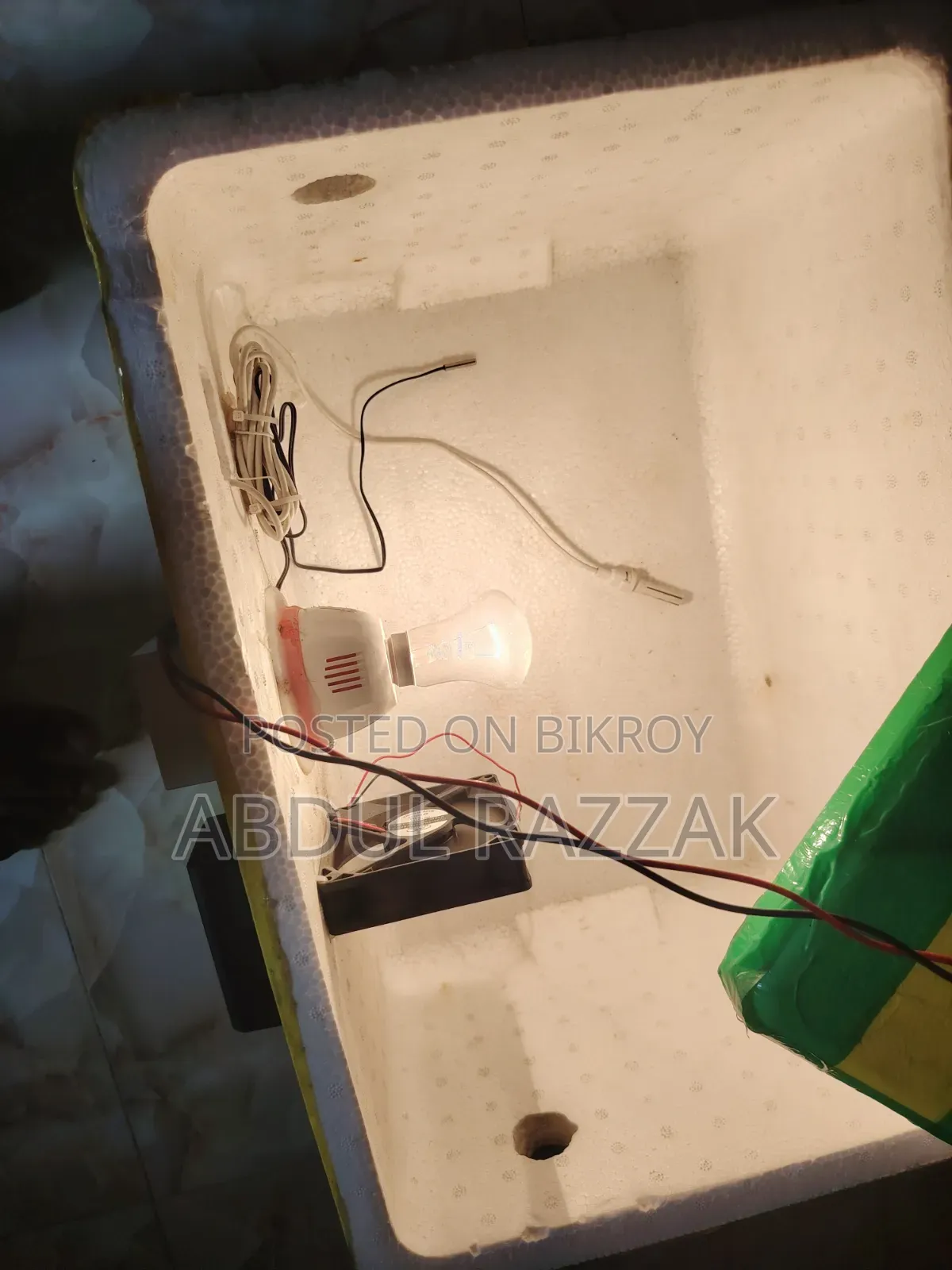 Incubator Machine