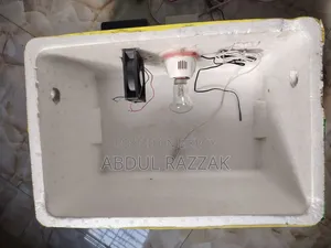 Incubator Machine