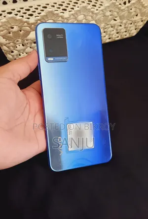 Vivo Y21 64 GB Blue