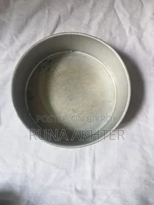 কেক বানানোর জিনিসপত্র