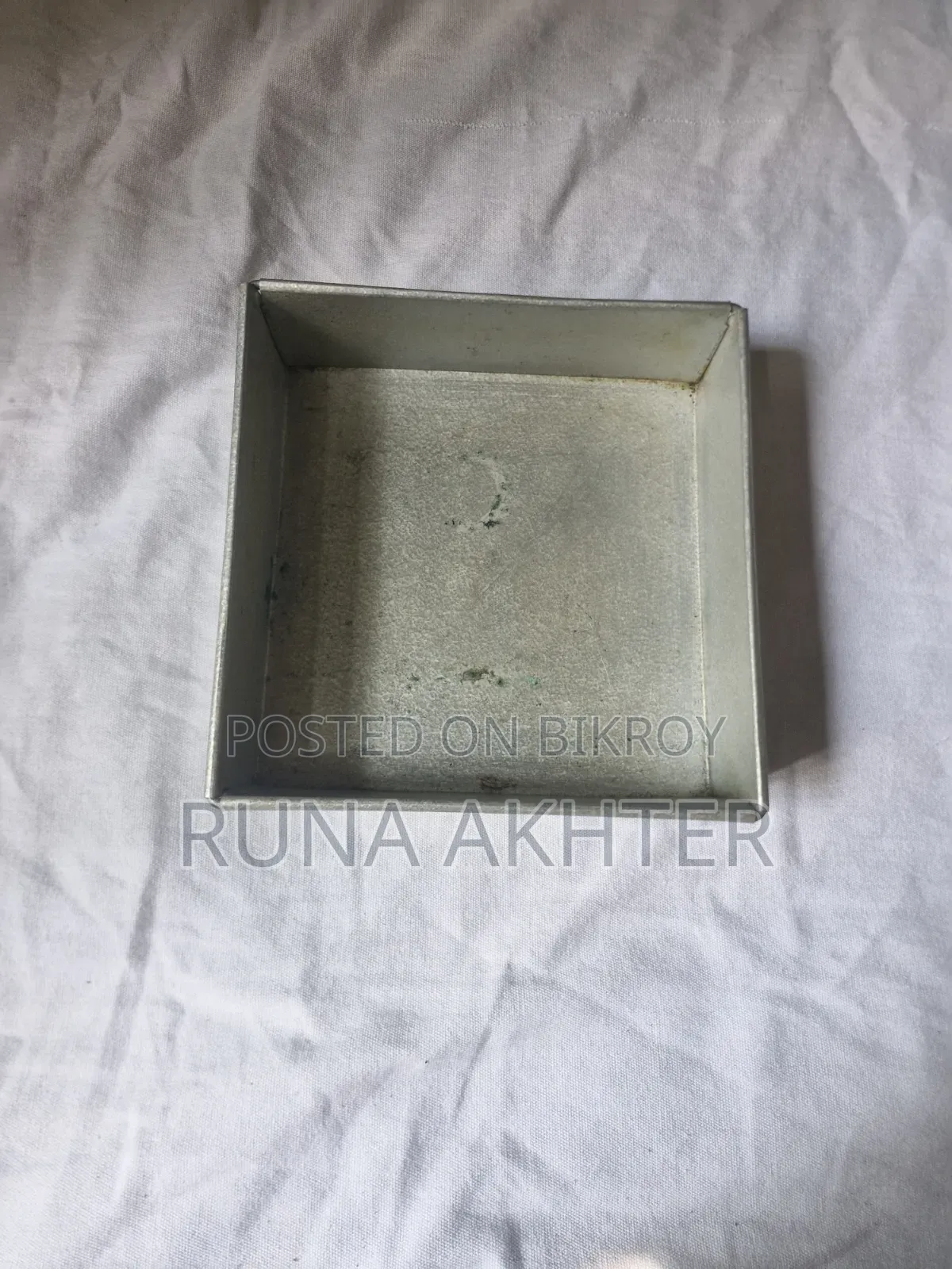 কেক বানানোর জিনিসপত্র