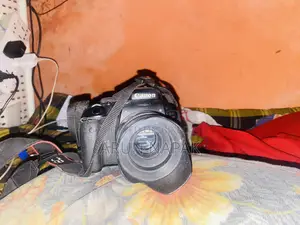 DSLR Canon 750d