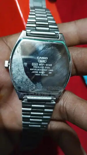 Selling due to need for money, negotiable