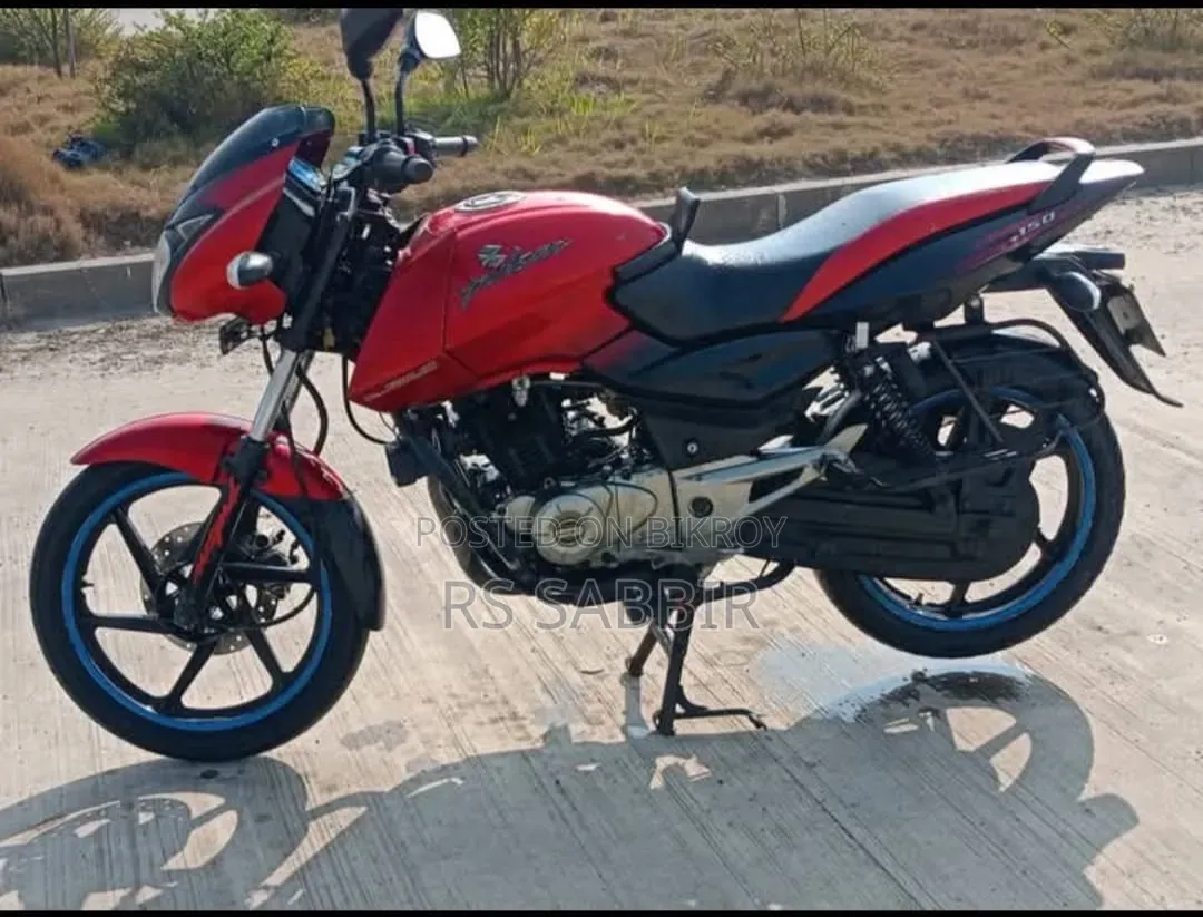 বাজাজ পালসার ১৫০ ২০১২ লাল